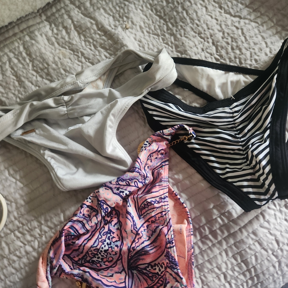 Stylish Bikini Set with Stripes and Floral Patterns